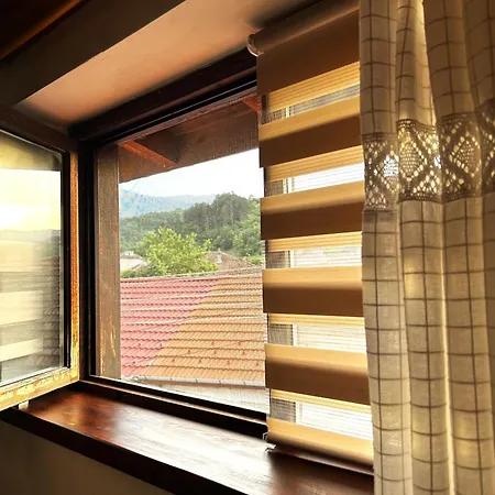 Torlacite Hotel *